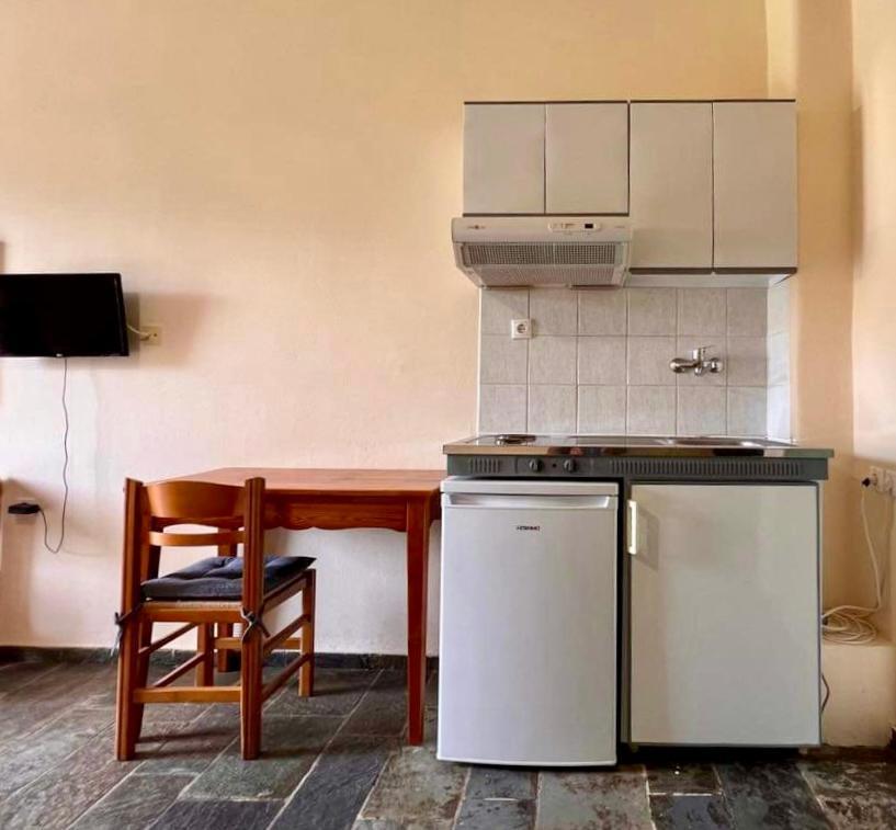 Kastro Aggeliki Apartment Кардамили Екстериор снимка
